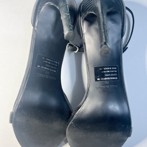 Steve Madden black Ankle Strap Heel - Picture 7 of 11